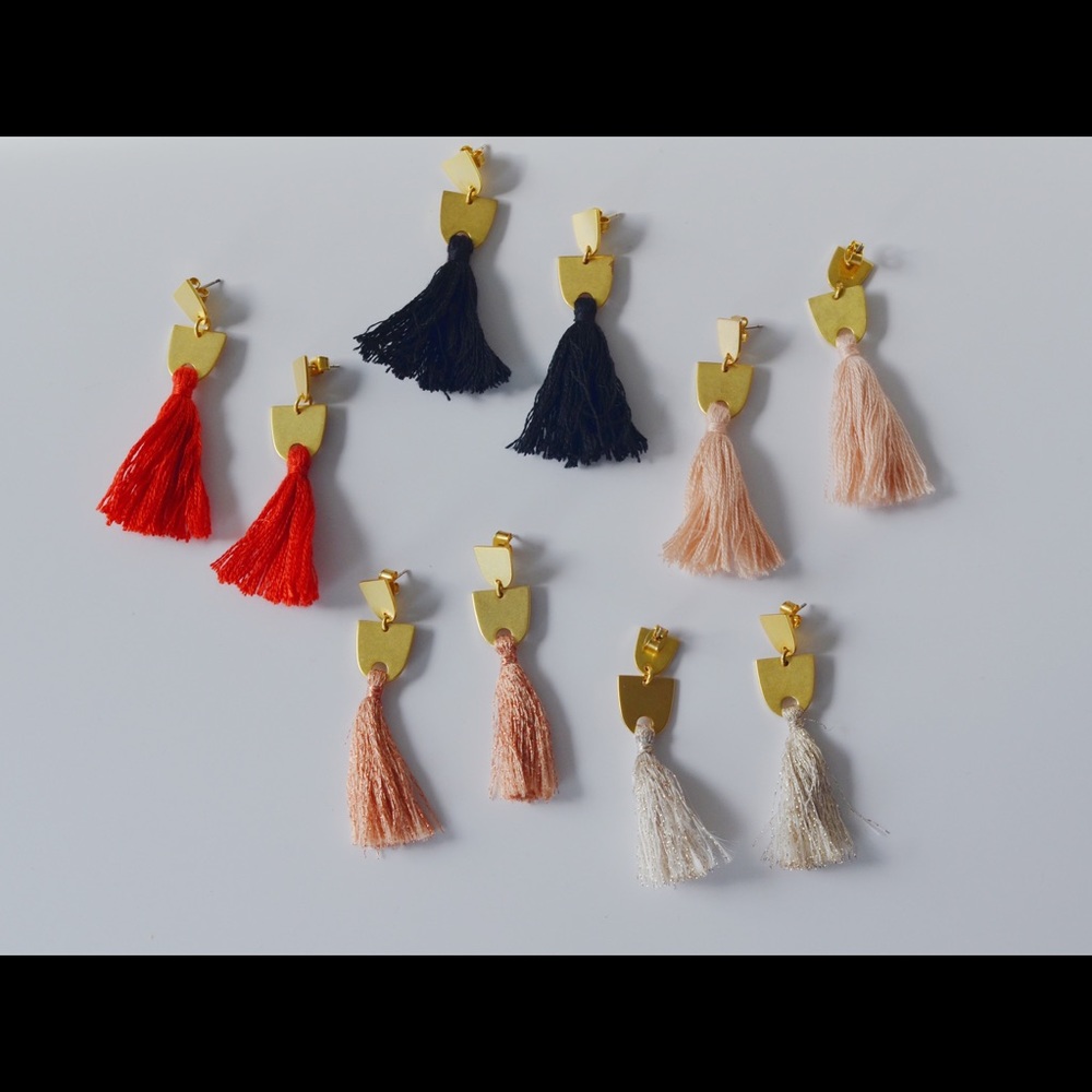 LAST NWOT Madewell Tassel Earrings Silver Posts - Picture 6 of 6